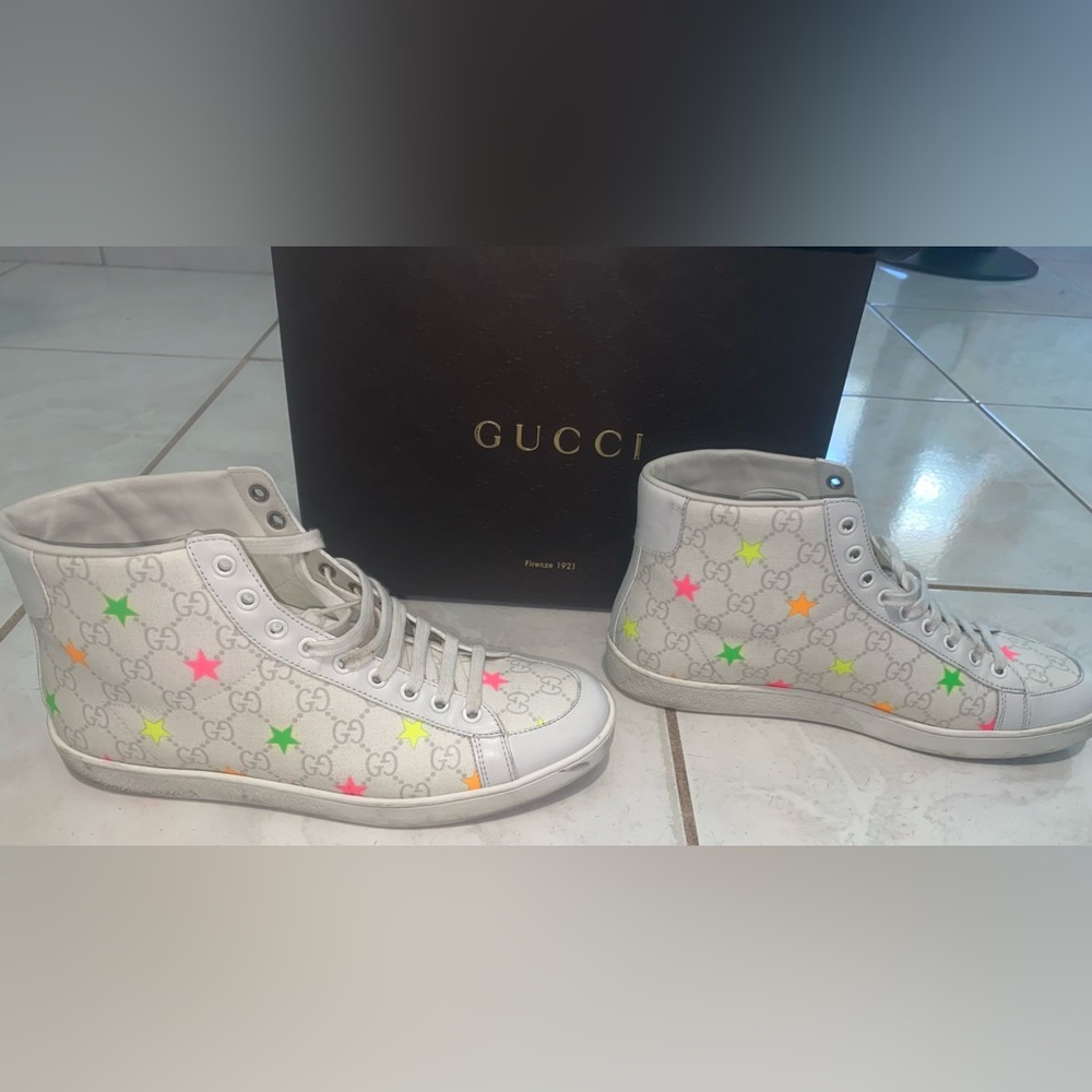 Gucci Supreme Stars Leather Sneakers - Picture 7 of 10